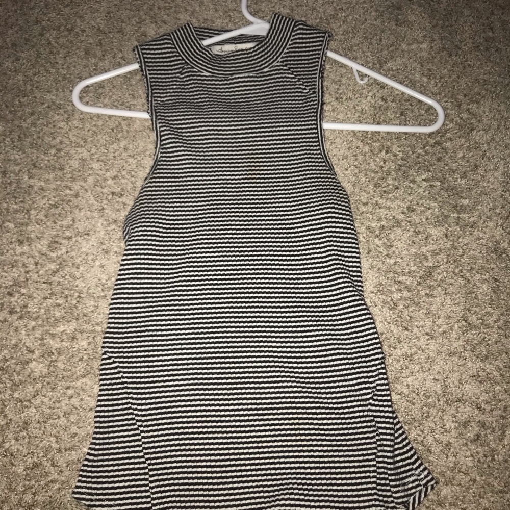 t-shirt - Picture 2 of 4